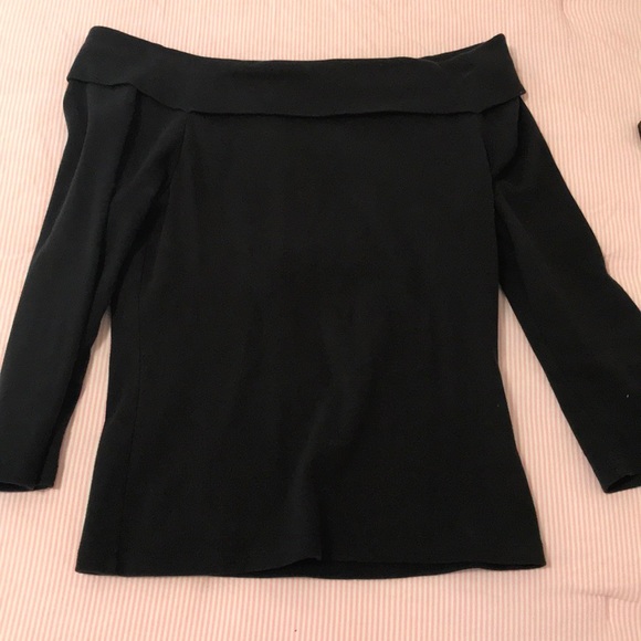 The Limited Tops - Small black off the shoulder top
